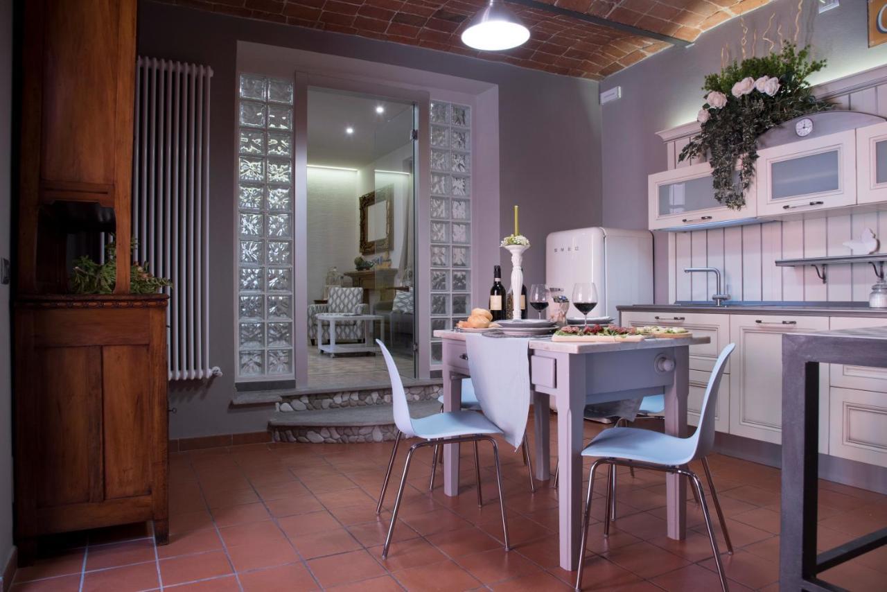 Appartamento Vacanze / Holiday Flat Farfalle&Rossobarbera Montegrosso d'Asti Eksteriør billede